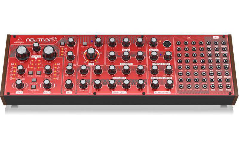 Synthesizer Neutron<br>Semi-modularer Analog-Synthesizer