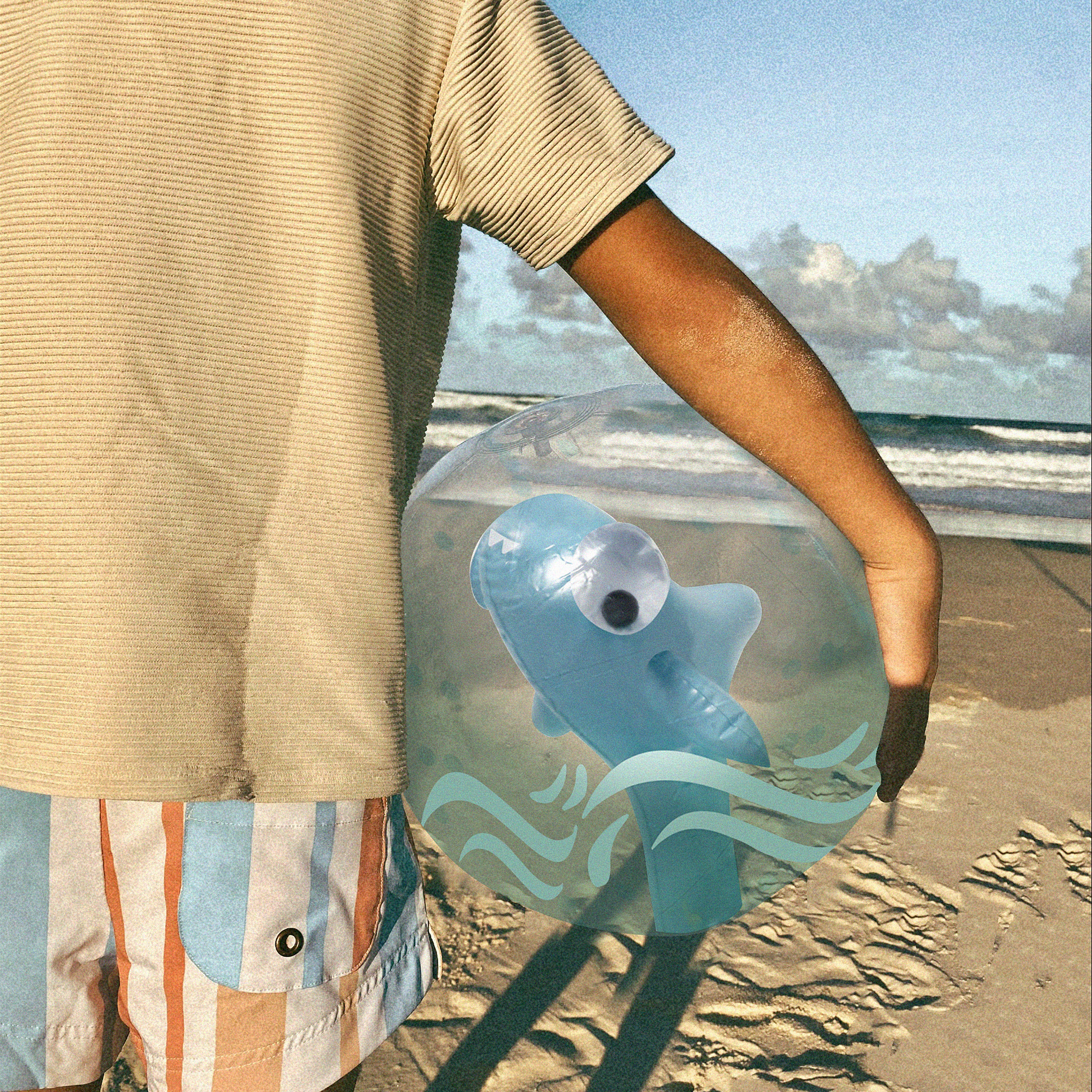 SUNNYLiFE  3D Inflatable badebold - Shark Tribe Khaki
