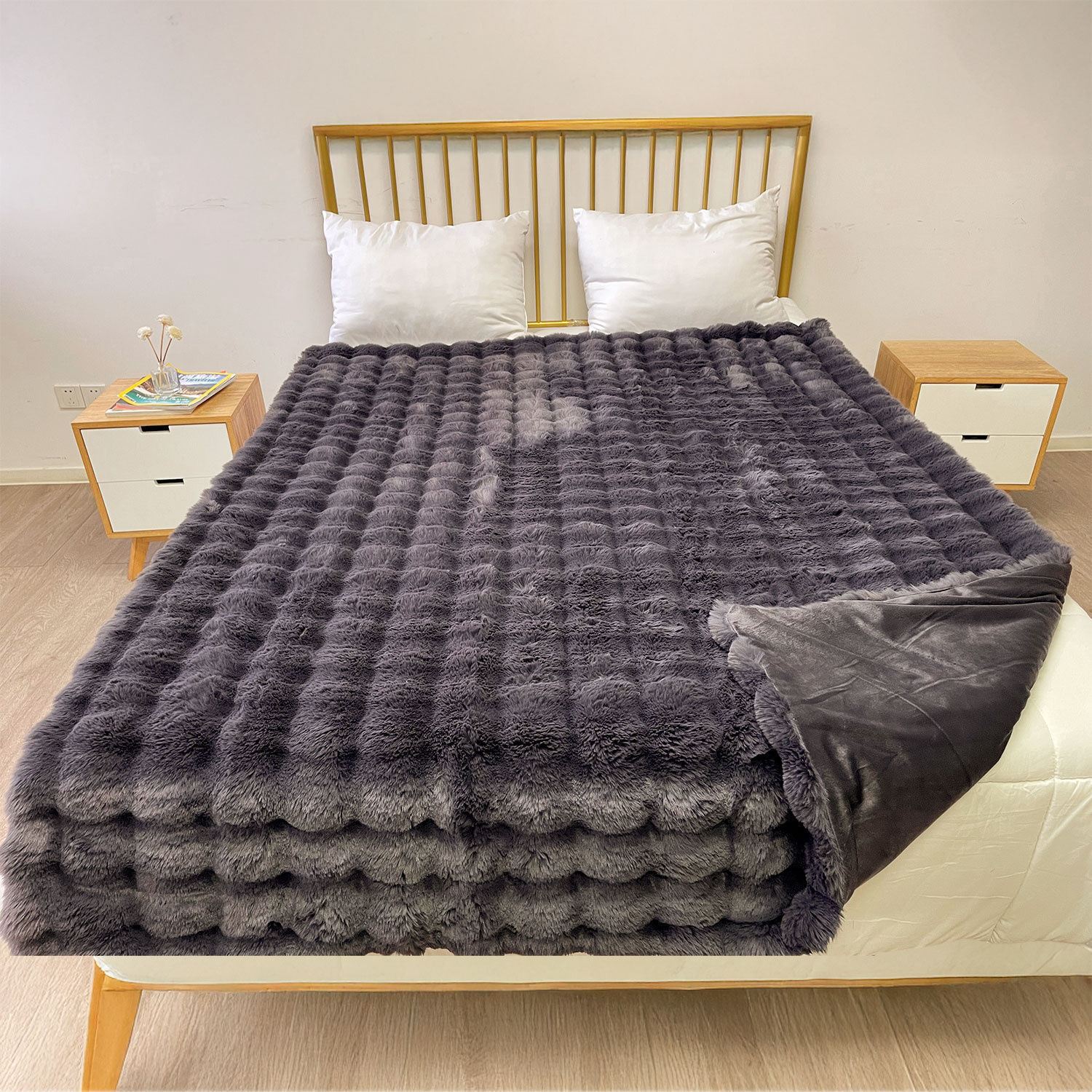 Kuscheldecke in Nerz-Optik