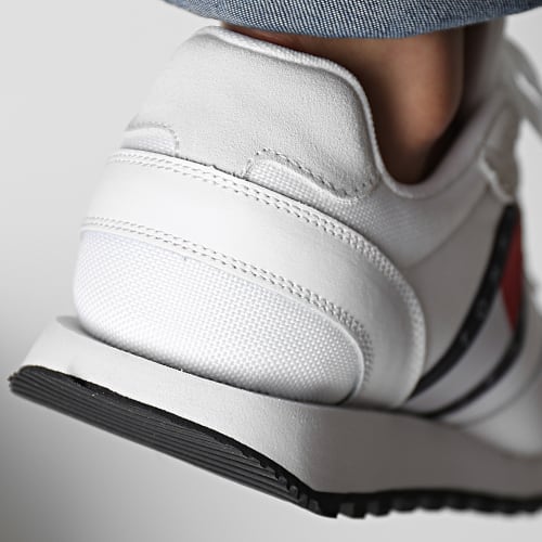 Baskets Retro Runner Essential 1081 White