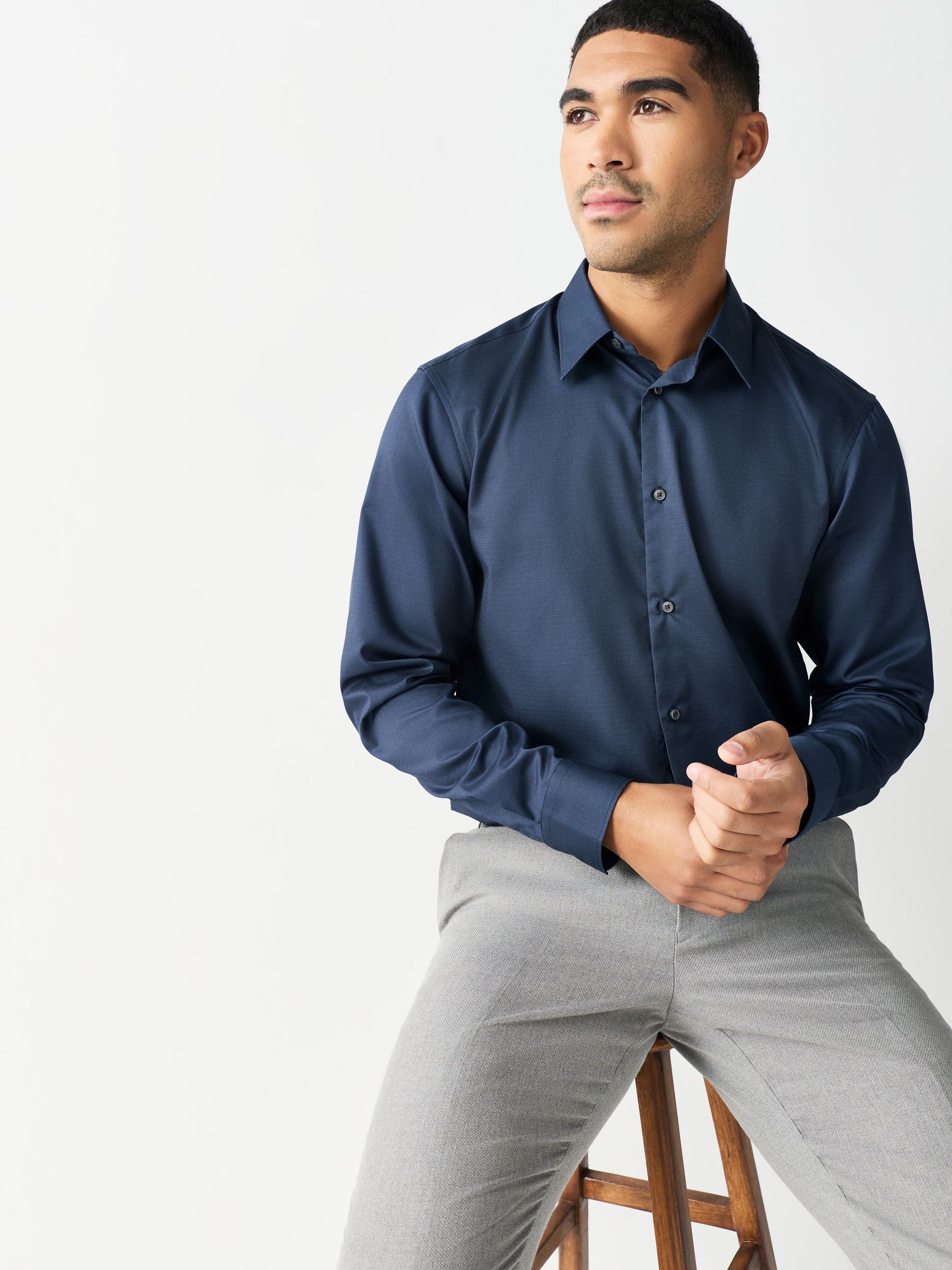 Marineblauw - Normale Pasvorm - Onderhoudsvriendelijk, getextureerd, slim fit overhemd met enkele manchet