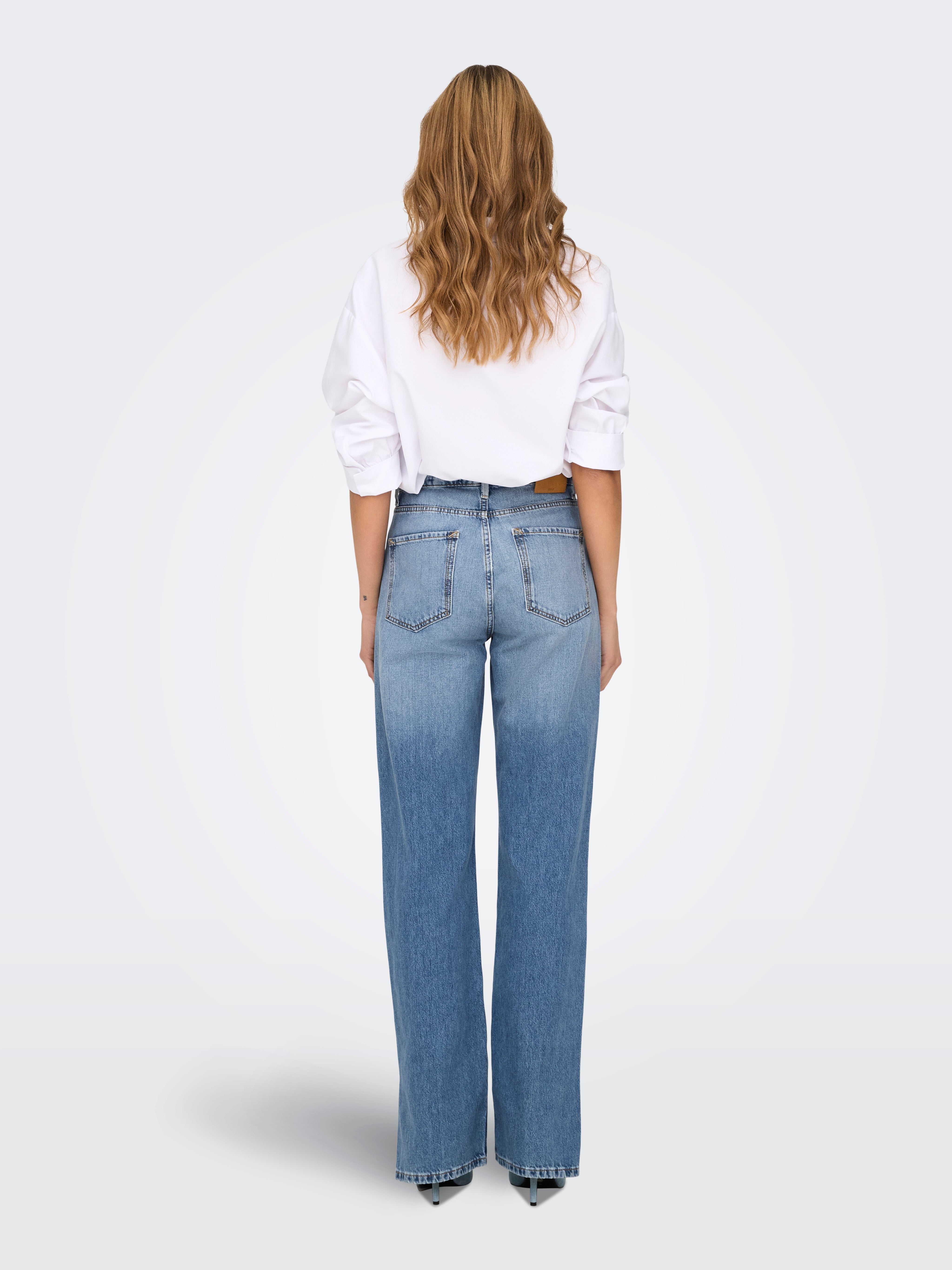 ONLMISCHA Hohe Taille Gerade geschnitten Jeans Medium Blue Denim