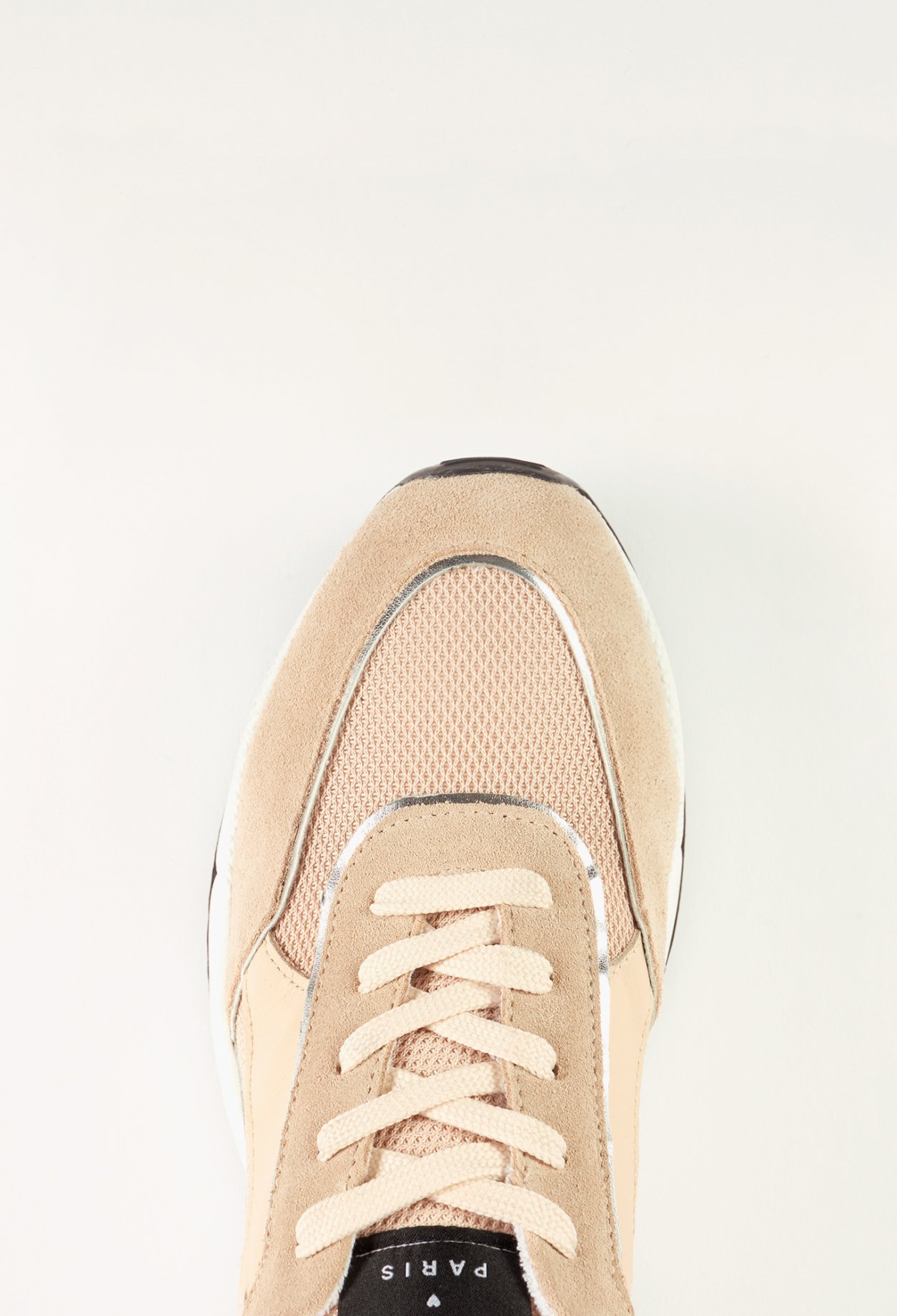 Baskets &agrave; lacets