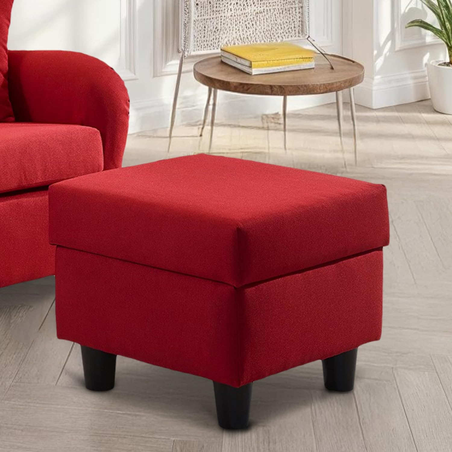 Gemütlicher Ohrensessel mit Hocker im Landhaus-Stil, B90/H98/T76 cm, hoher Sitzkomfort durch Wellenunterfederung, moderner Lesesessel mit Echtholzfüßen und Zierkissen, Strukturstoff in Rot / 18002
