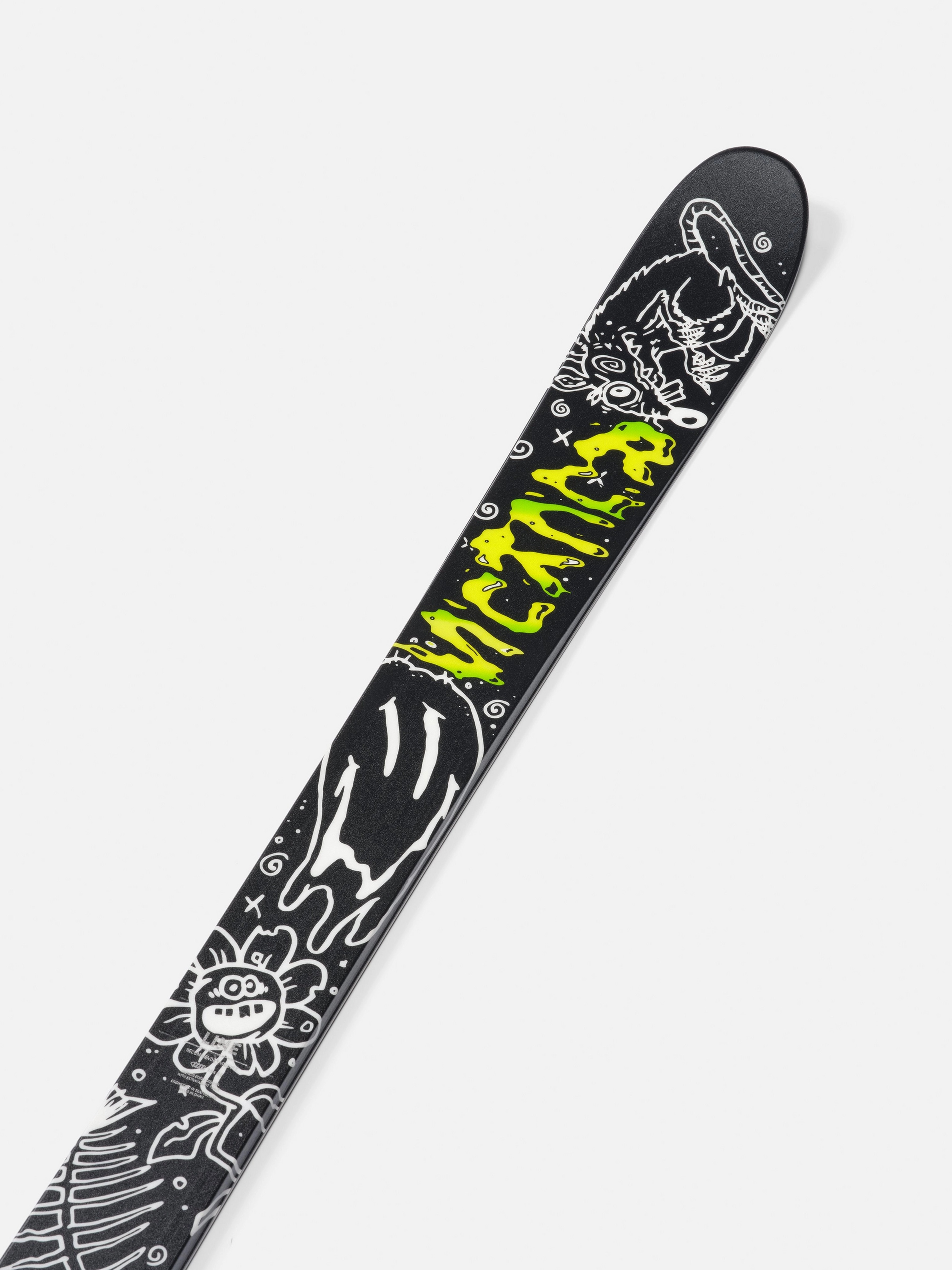 Ruckus Black/White