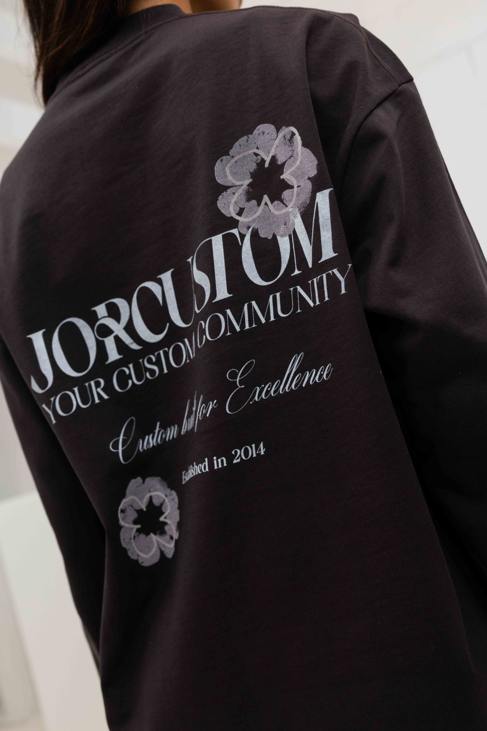 Jorcustom Flowers Longsleeve T-Shirt Dames Bruin