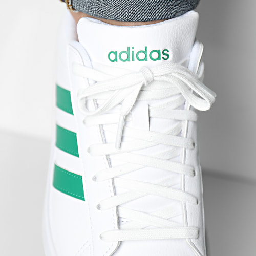 Baskets Grand Court 2 HP2535 Footwear White Court Green Silvia Green