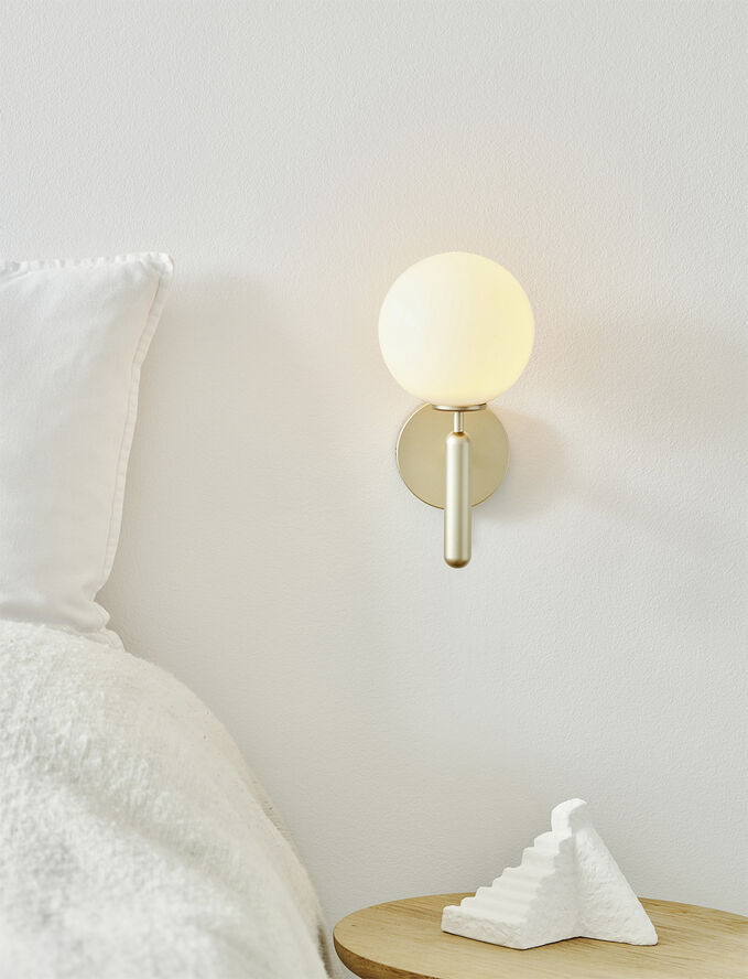 Nuura Miira Wall, brass / opal Brass / opal