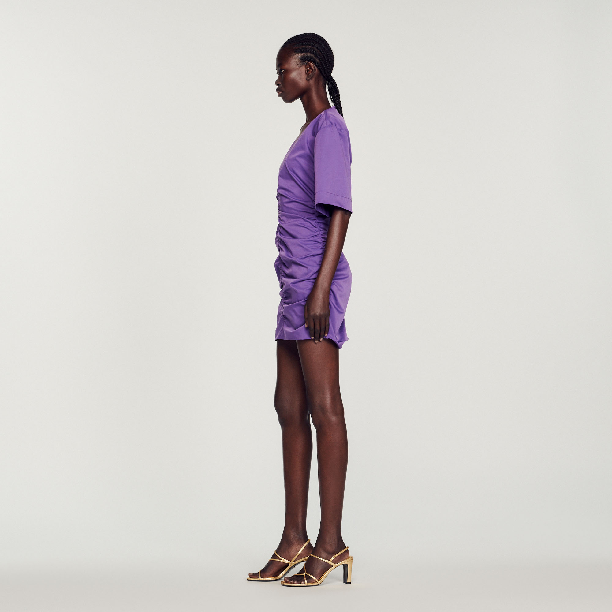 Robe courte froncee