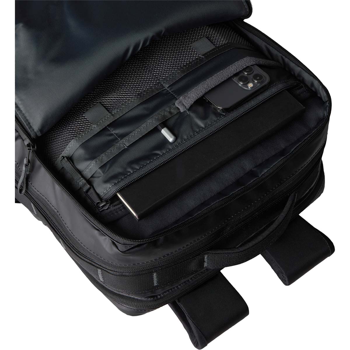 The North Face Base Camp Voyager Daypack Rygsæk