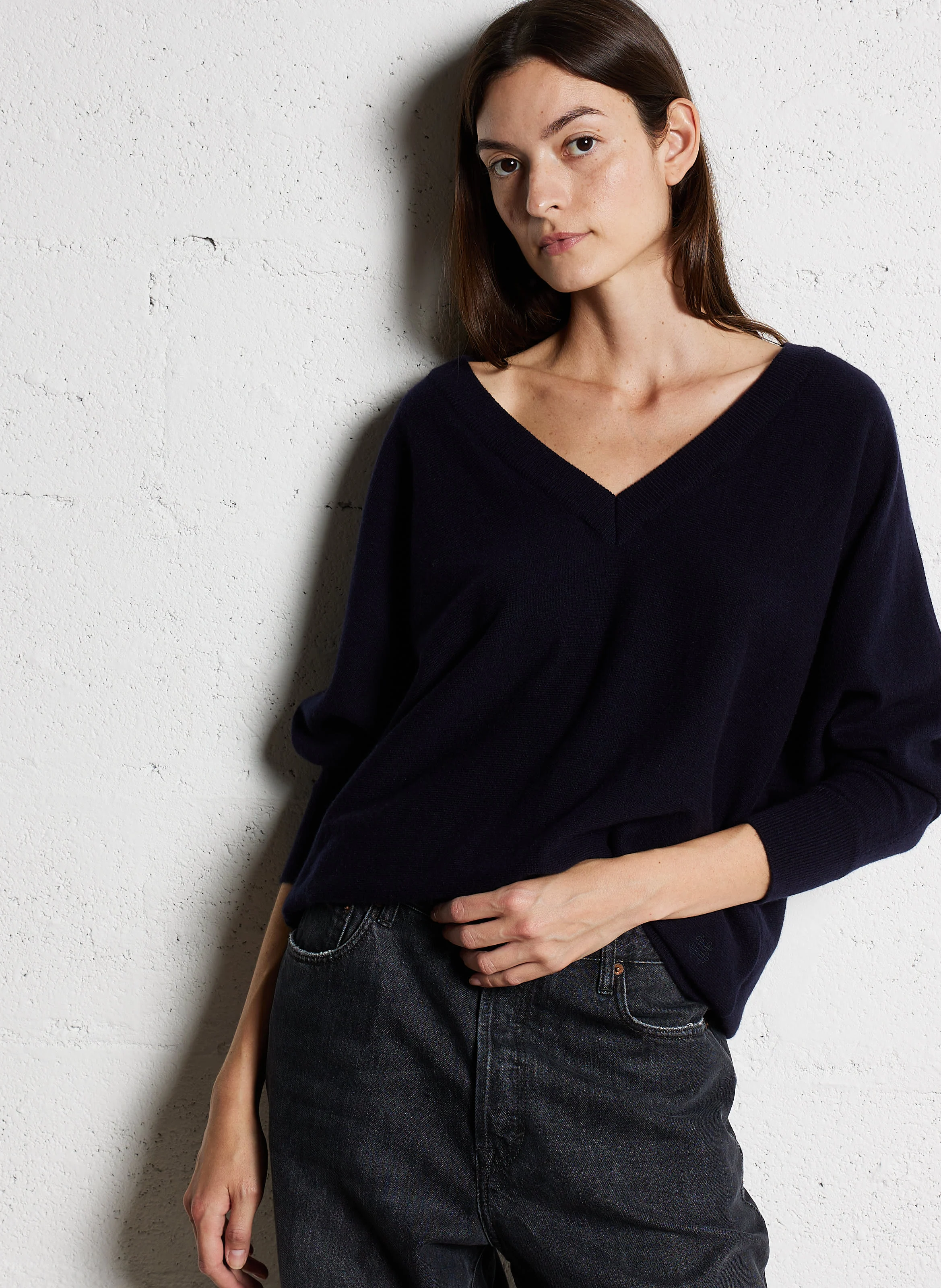 LINE - Pull oversize col V en cachemire | Bleu