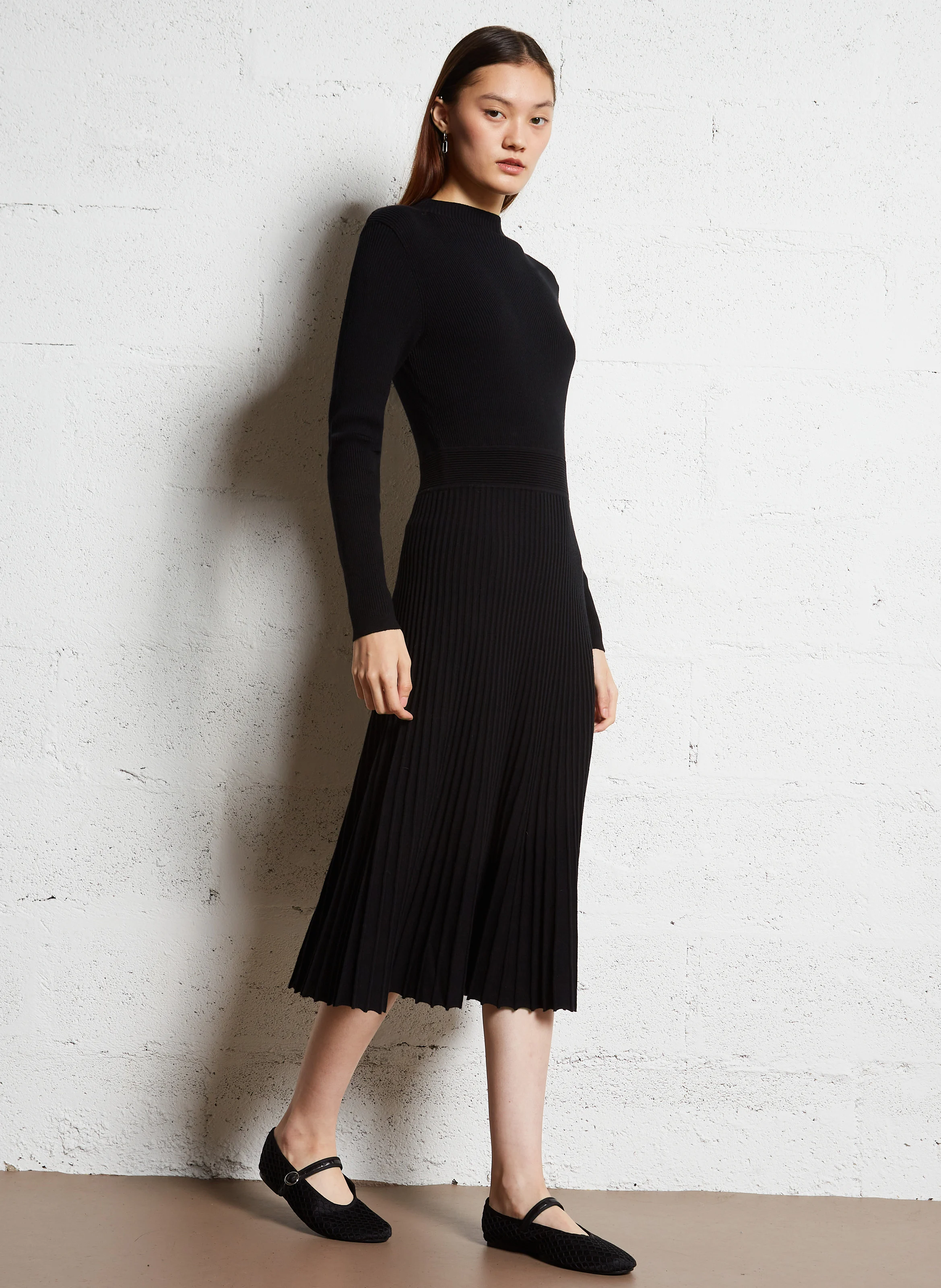 MARTIKA - Robe midi plissée | Noir