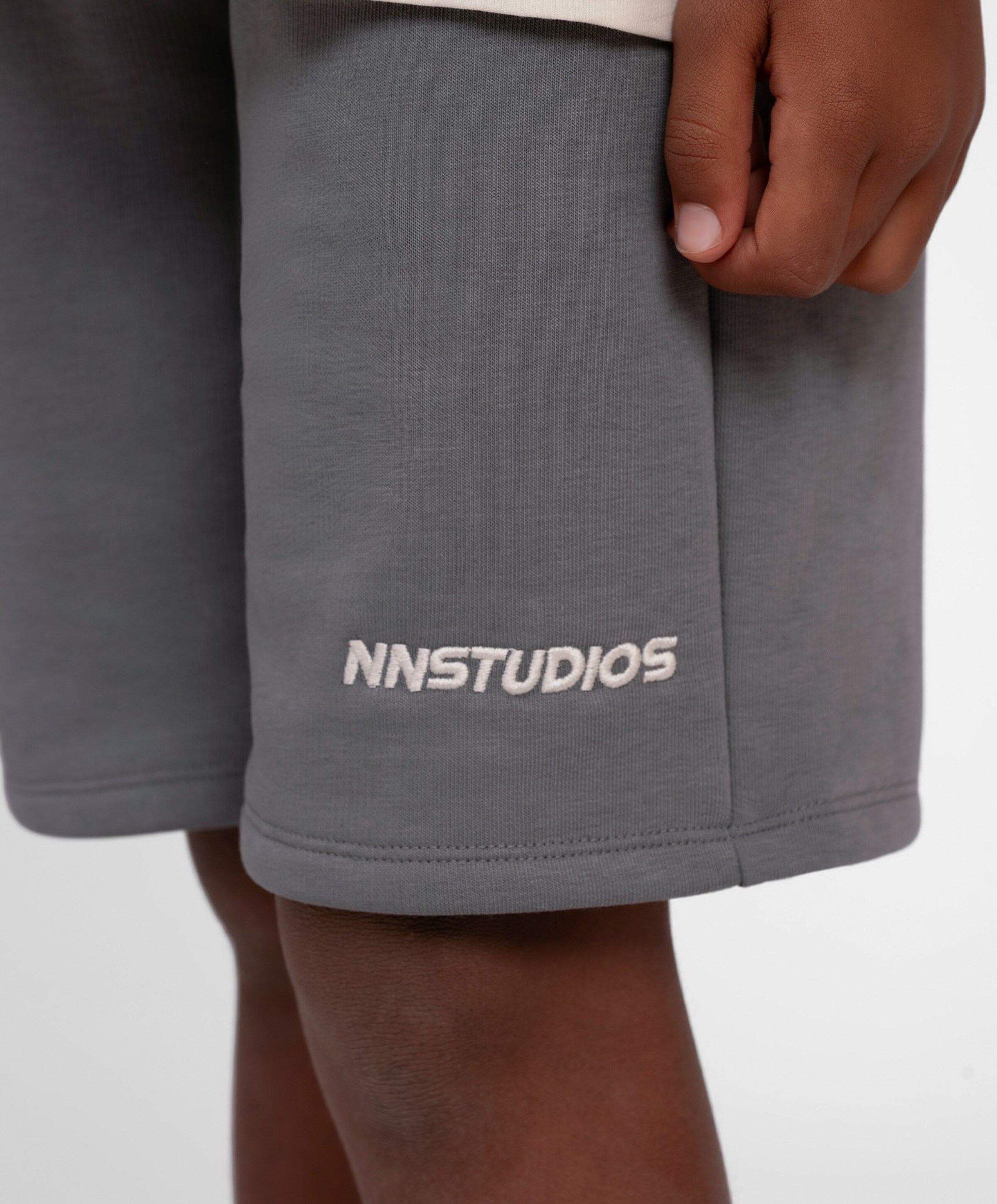 NIK & NIK Neil Sweatshorts jongens korte broek grijs