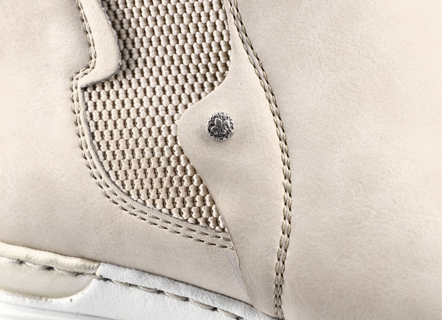Rieker Stiefelette aus weichem Nubukmaterial