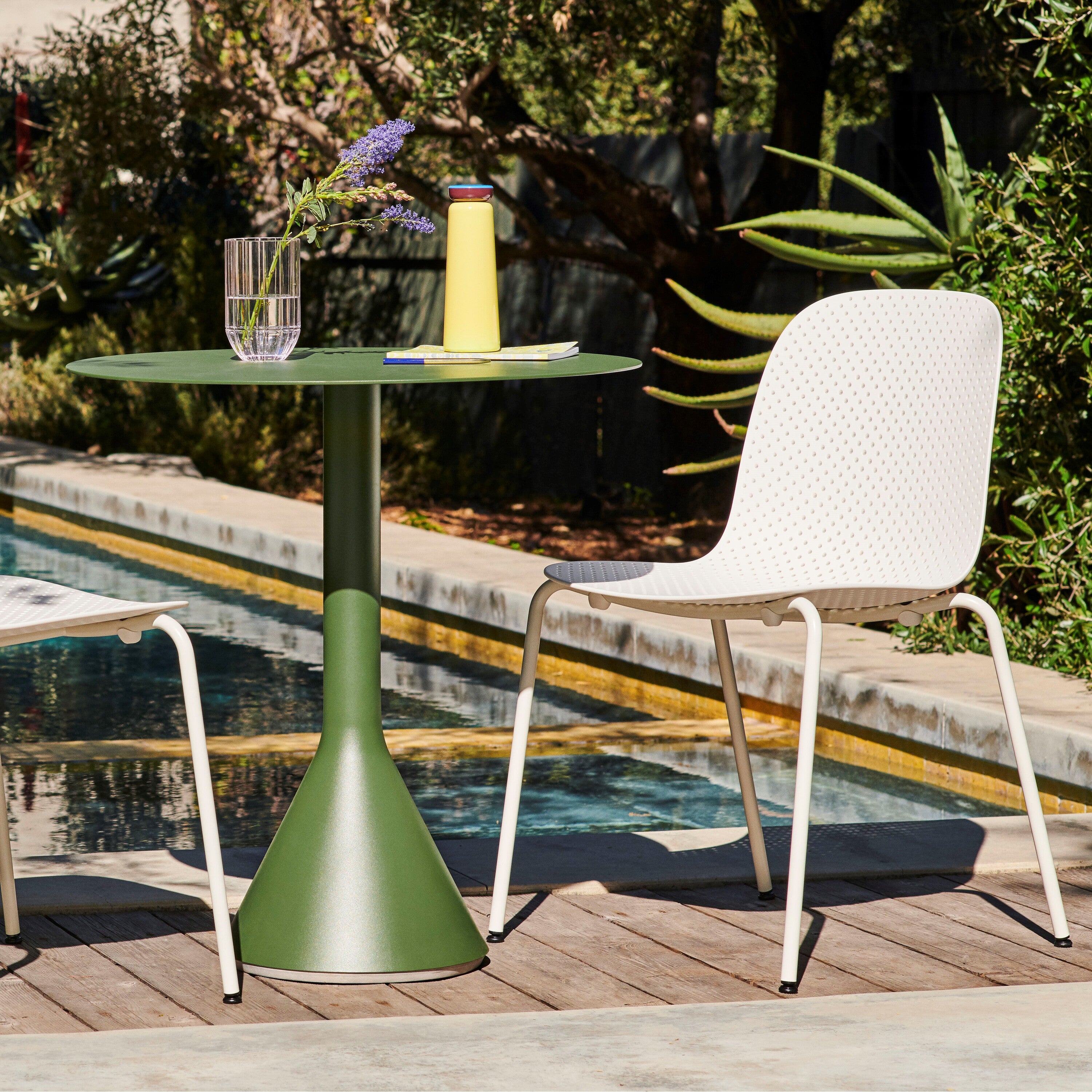 HAY Palissade Cone Tafel Ã 90 cm - Olijfgroen