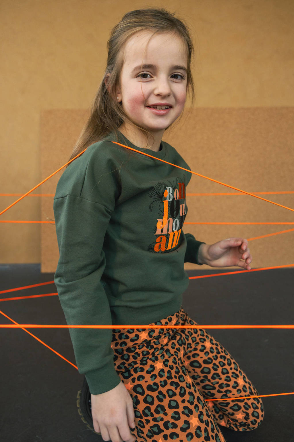 TYGO & vito sweater Sanne met printopdruk en borduursels tijmgroen