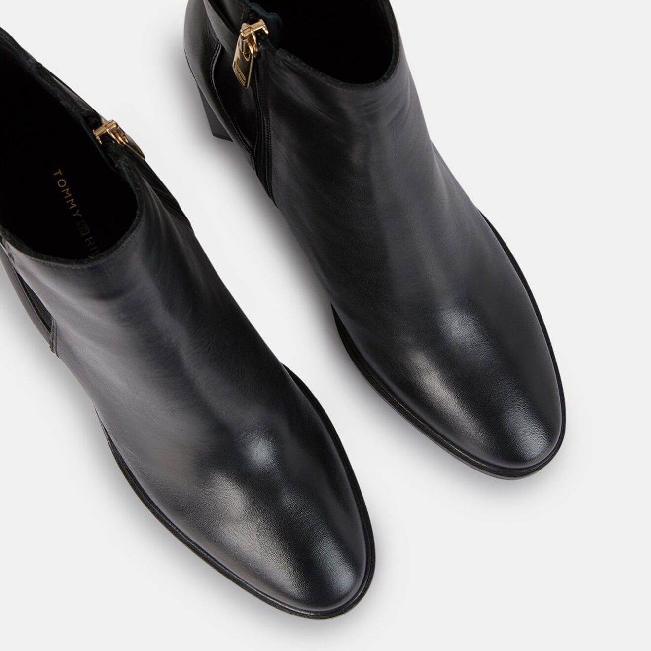 Tommy Hilfiger Bottines en Cuir Monogram Tl noires - Talon 9,5 cm
