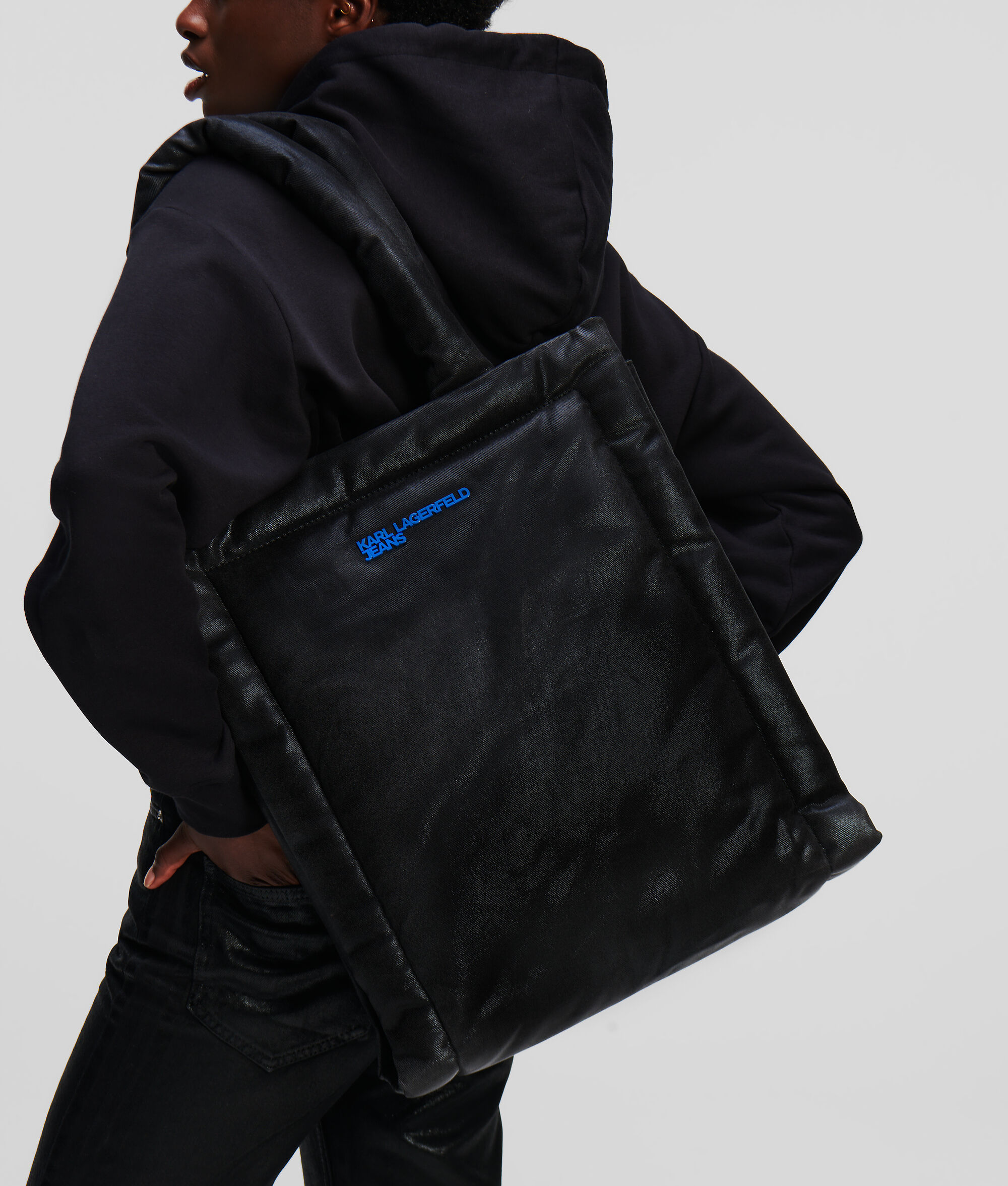 SAC CABAS EN DENIM EFFET ENDUIT KLJ
