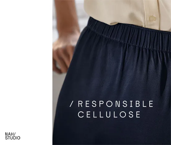NAH/STUDIO Satin-Rock | Viskose, navy