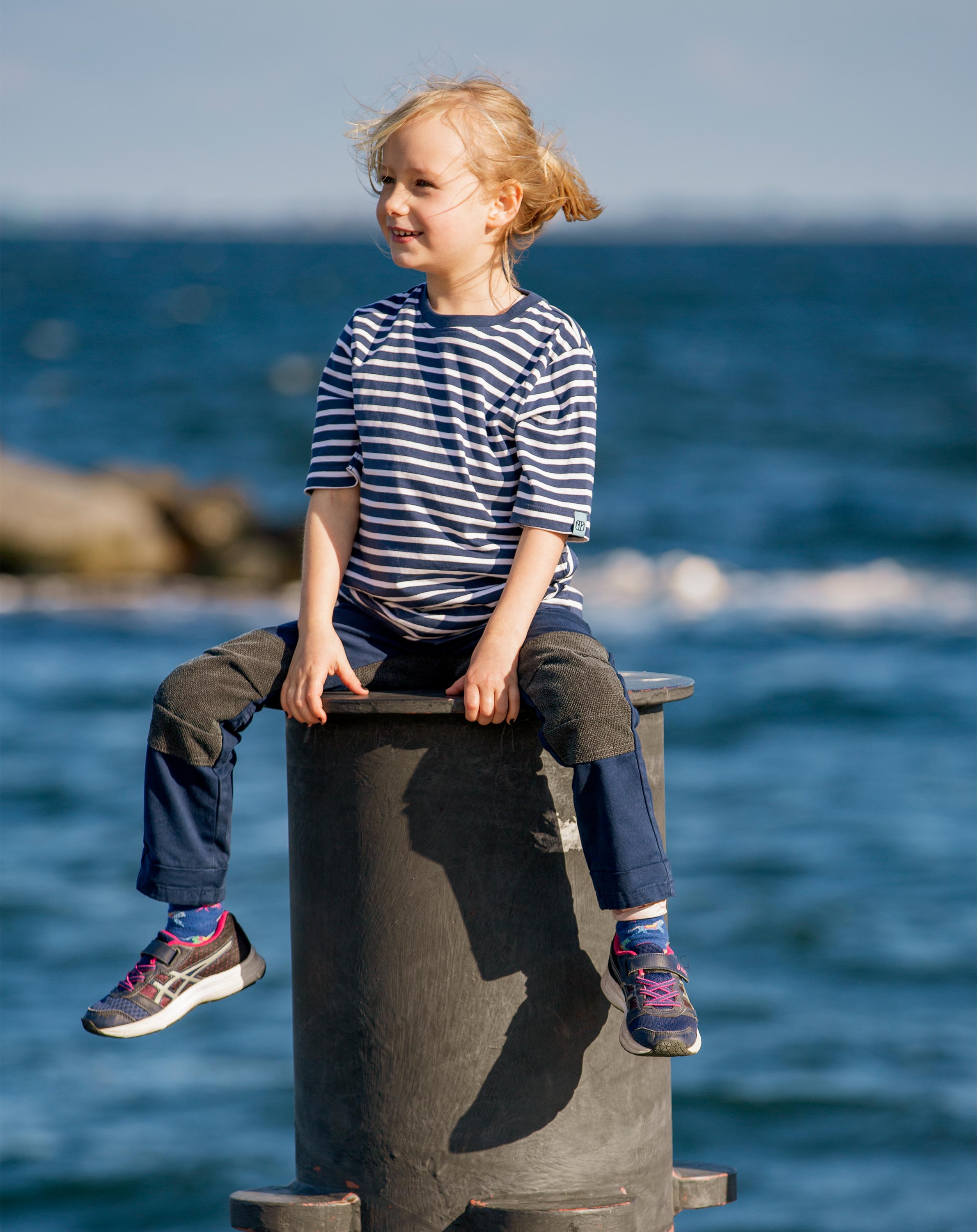 T-Shirt HANNES gestreift in darkblue/white