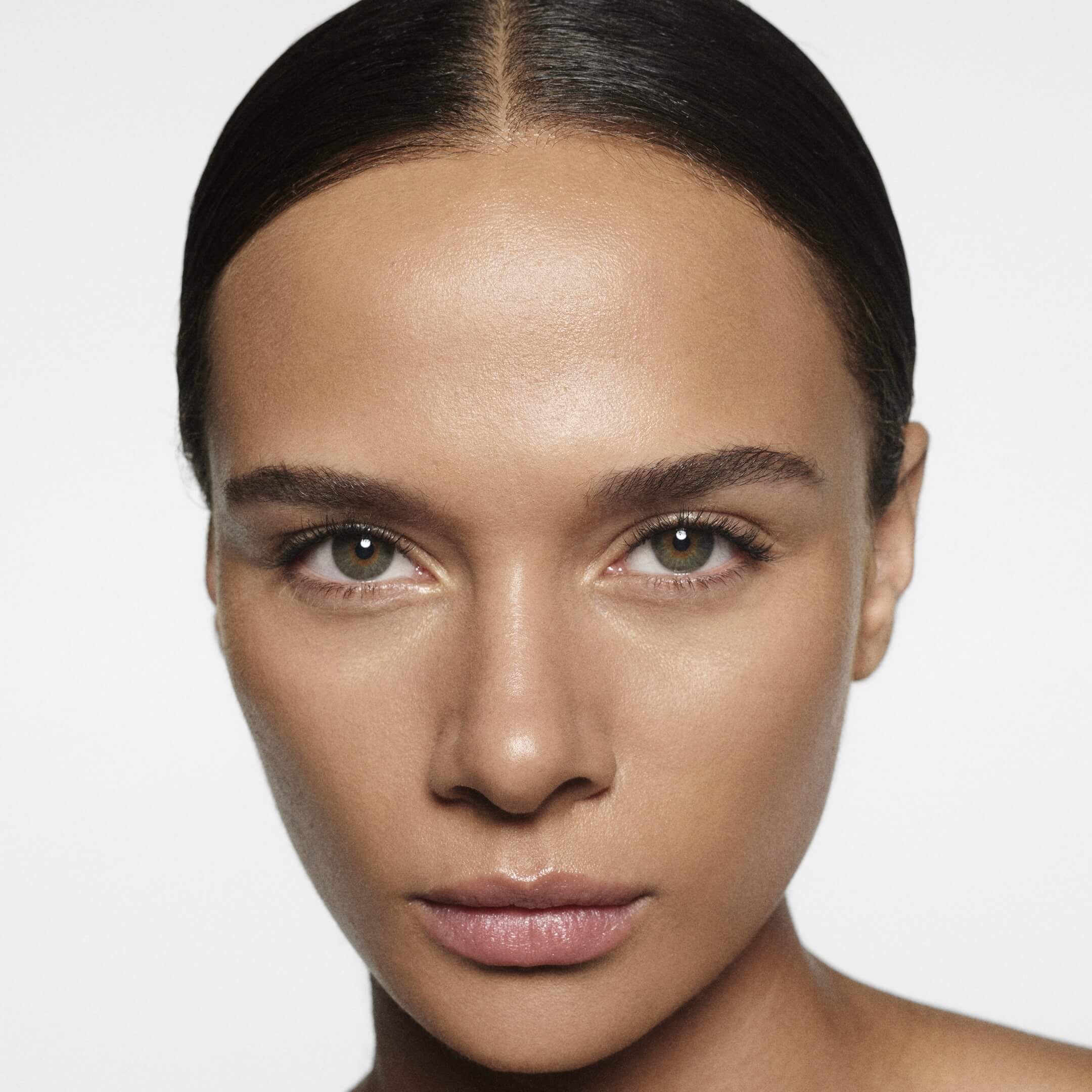Victoria Beckham Beauty The Concealer Pen Correcteur au TFC8®