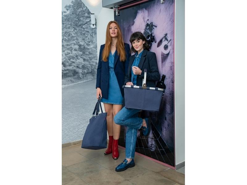 Reisenthel Einkaufskorb Carrybag Herringbone Dark Blue Stillvoller Einkaufskorb für den täglichen Einkauf