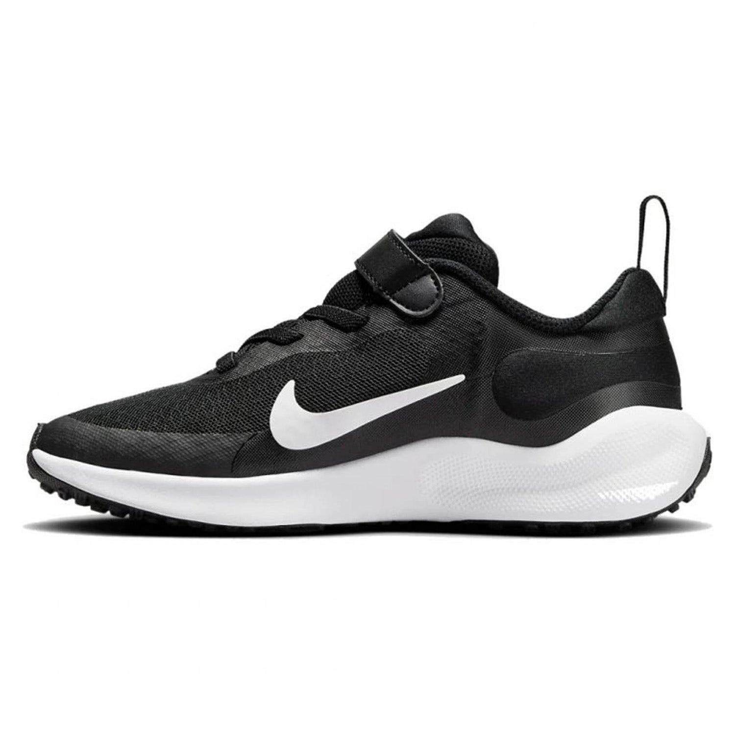 Nike  Revolution 7