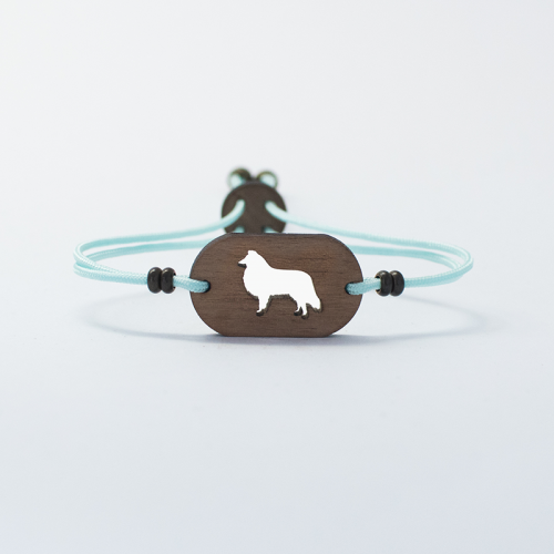 Pulseira de madeira Collie personalizável em azul claro