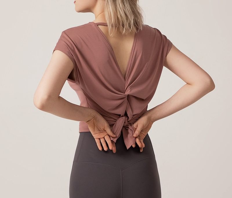 femmal - Sporttop met korte mouwen en effen twist