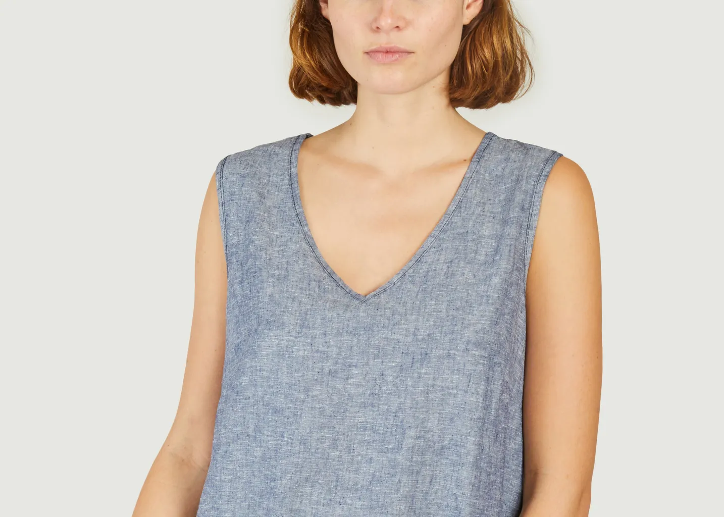 Robe Baustine Humility