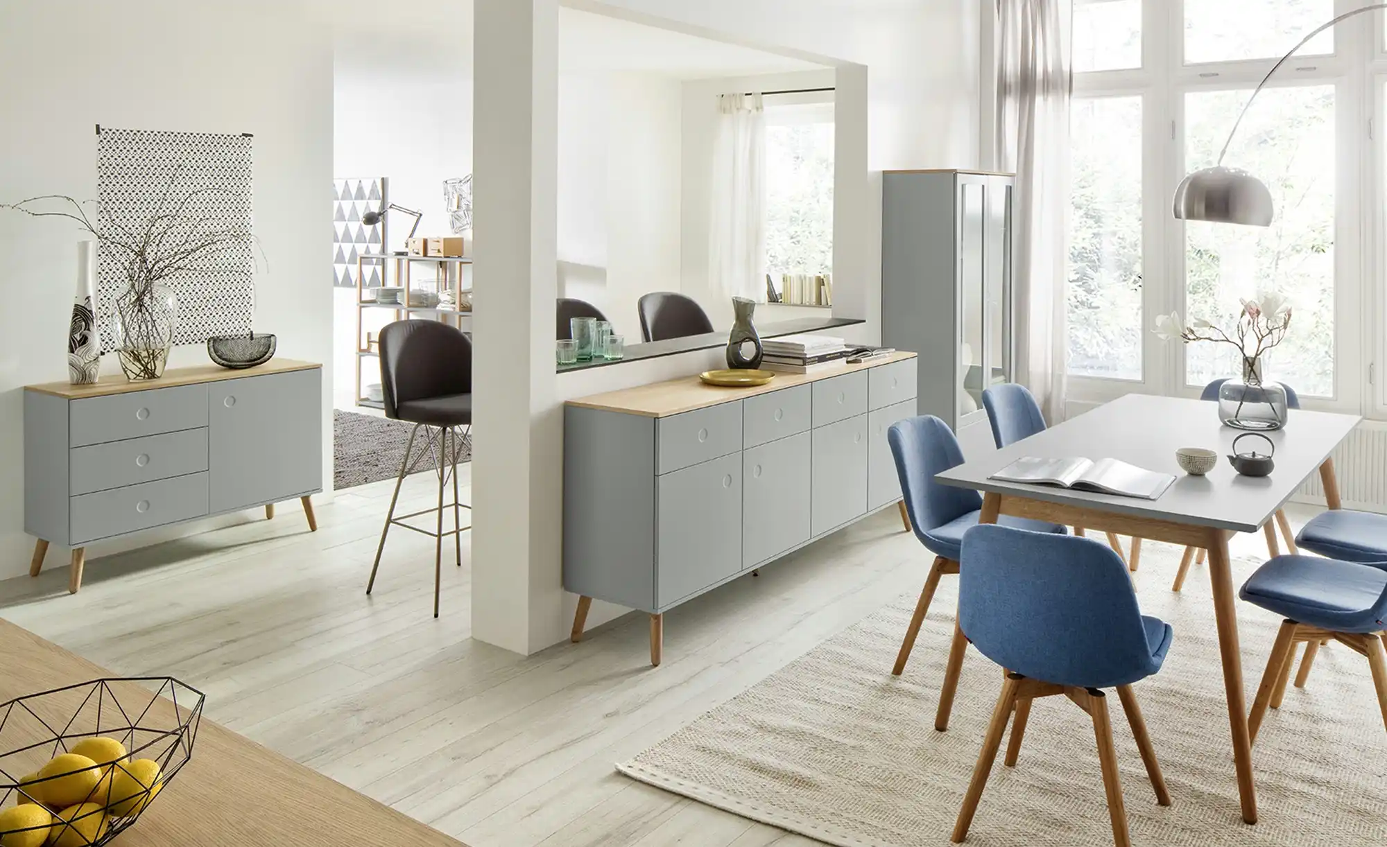 Roomers Standvitrine  Scan