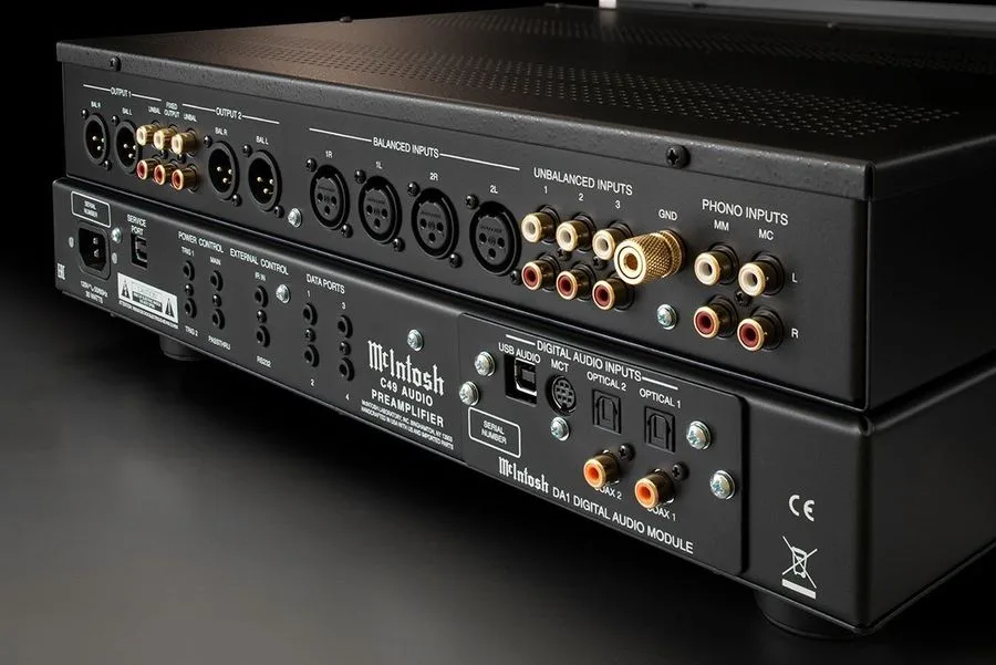 McIntosh C49 Préamplis hi-fi