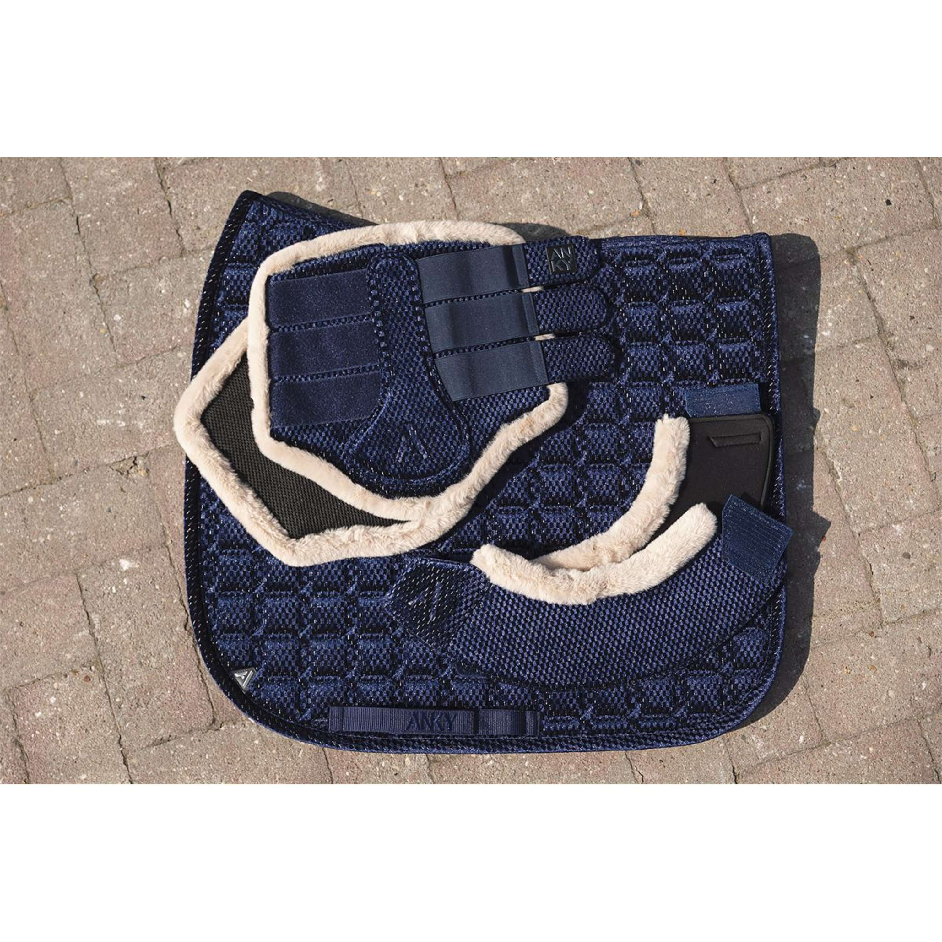 ANKY Zadeldekje Check Velvet XB25003 Dressuur Midnight Blue