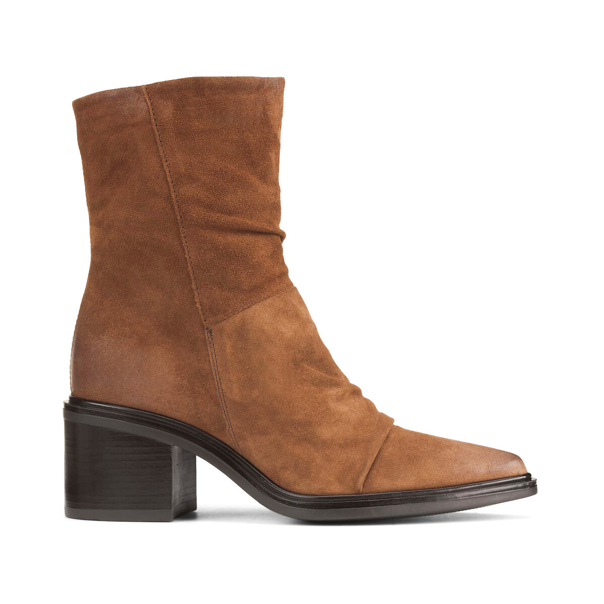 MJUS<br>Bota de cano curto em couro plissado com bico fino