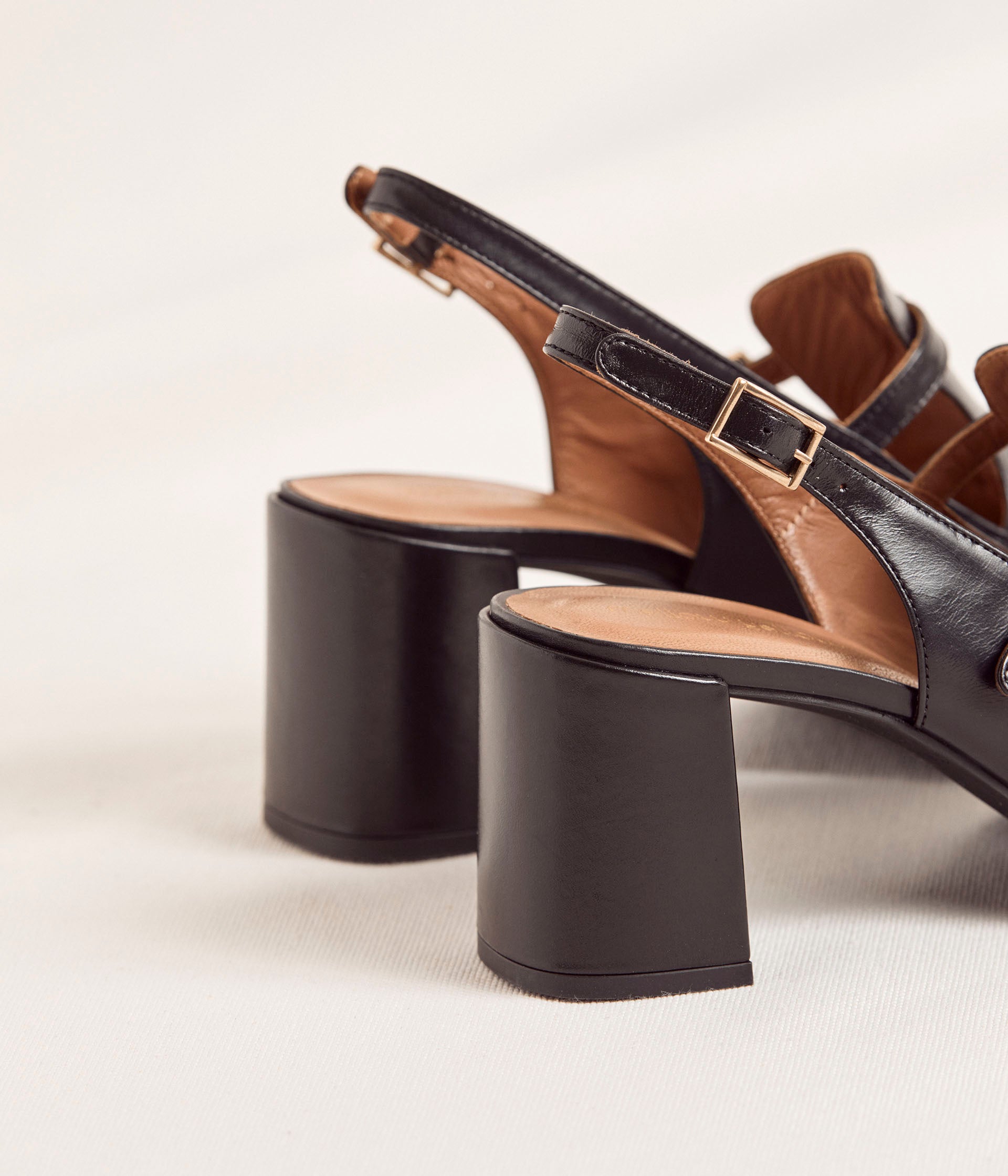 Sandales noires Addison