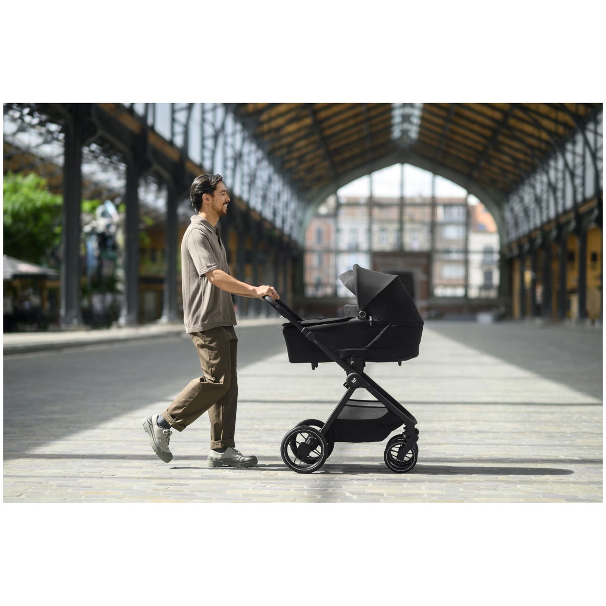Maxi CosiMaxi Cosi   Sense Babywanne twillic black