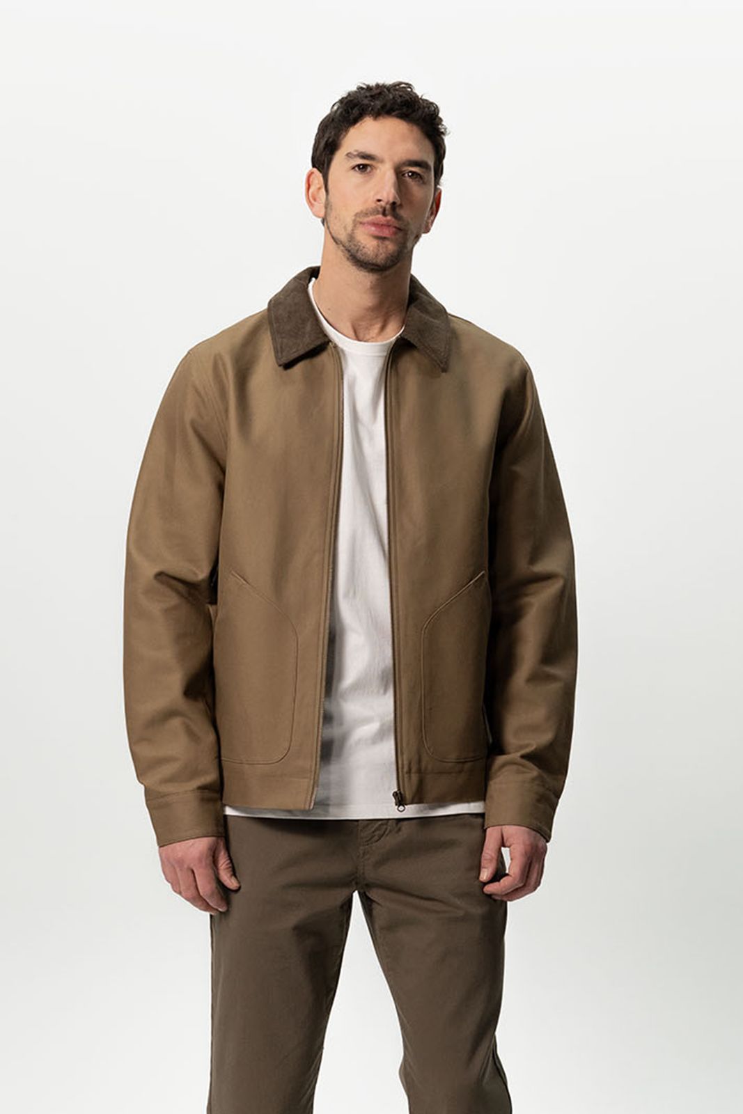 Beige jas met rib kraag