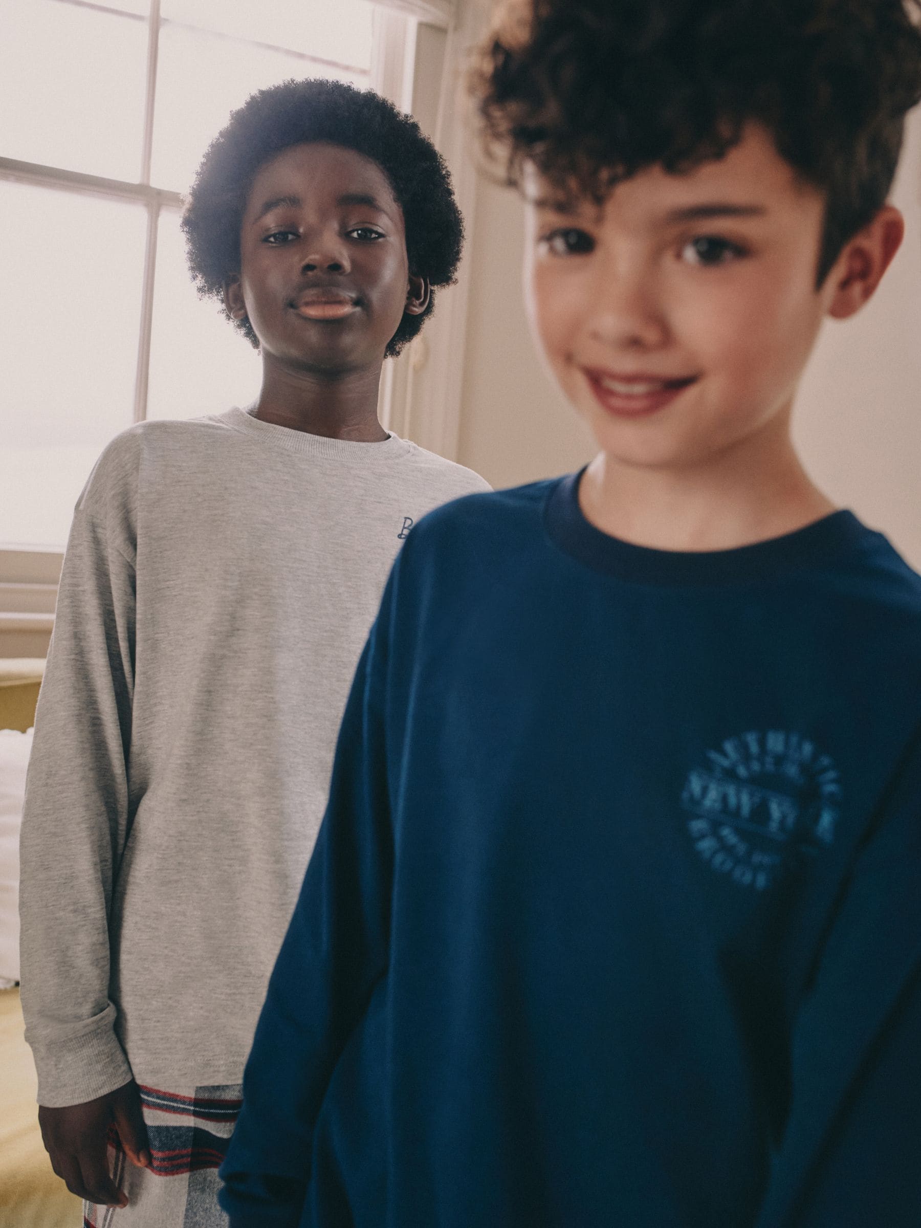 Grijs/blauw - Set van 2 geweven geruite pyjama's met lange mouwen (3-16jr)