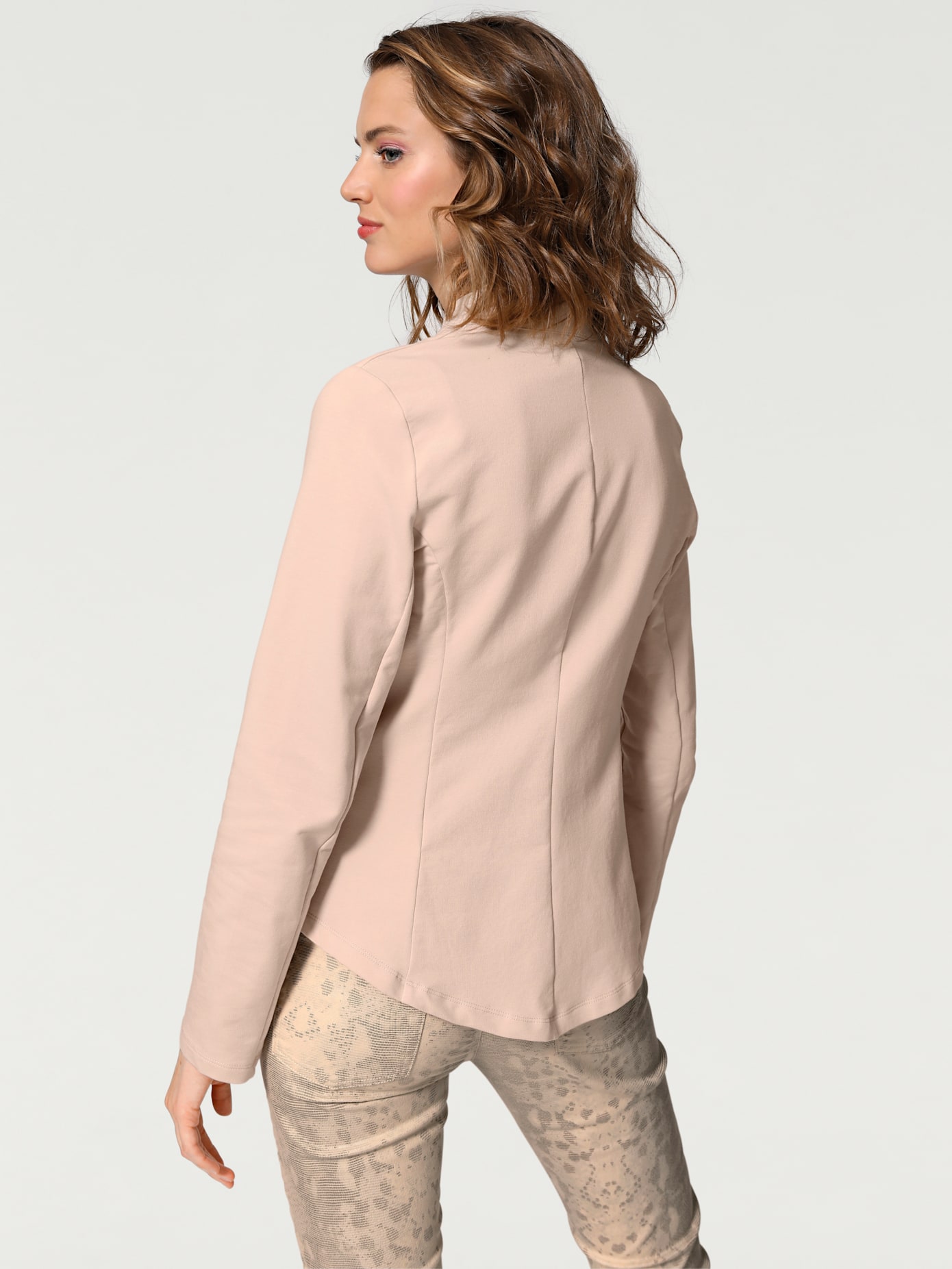 Blazer en jersey look tendance
