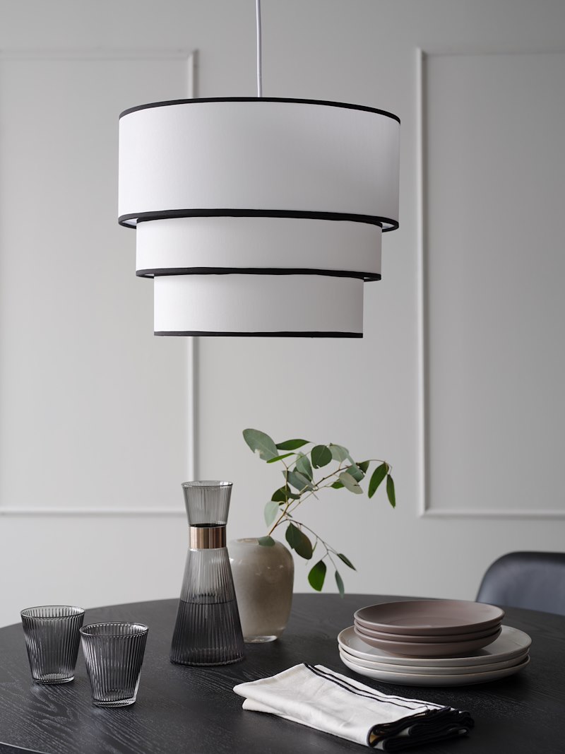 Glasgow taklampe Offwhite tekstilskjerm med sort kant, Ø40cm Max 42W E27