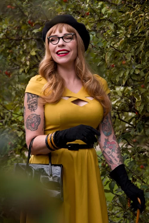 Vixen Connie swingjurk in mosterd