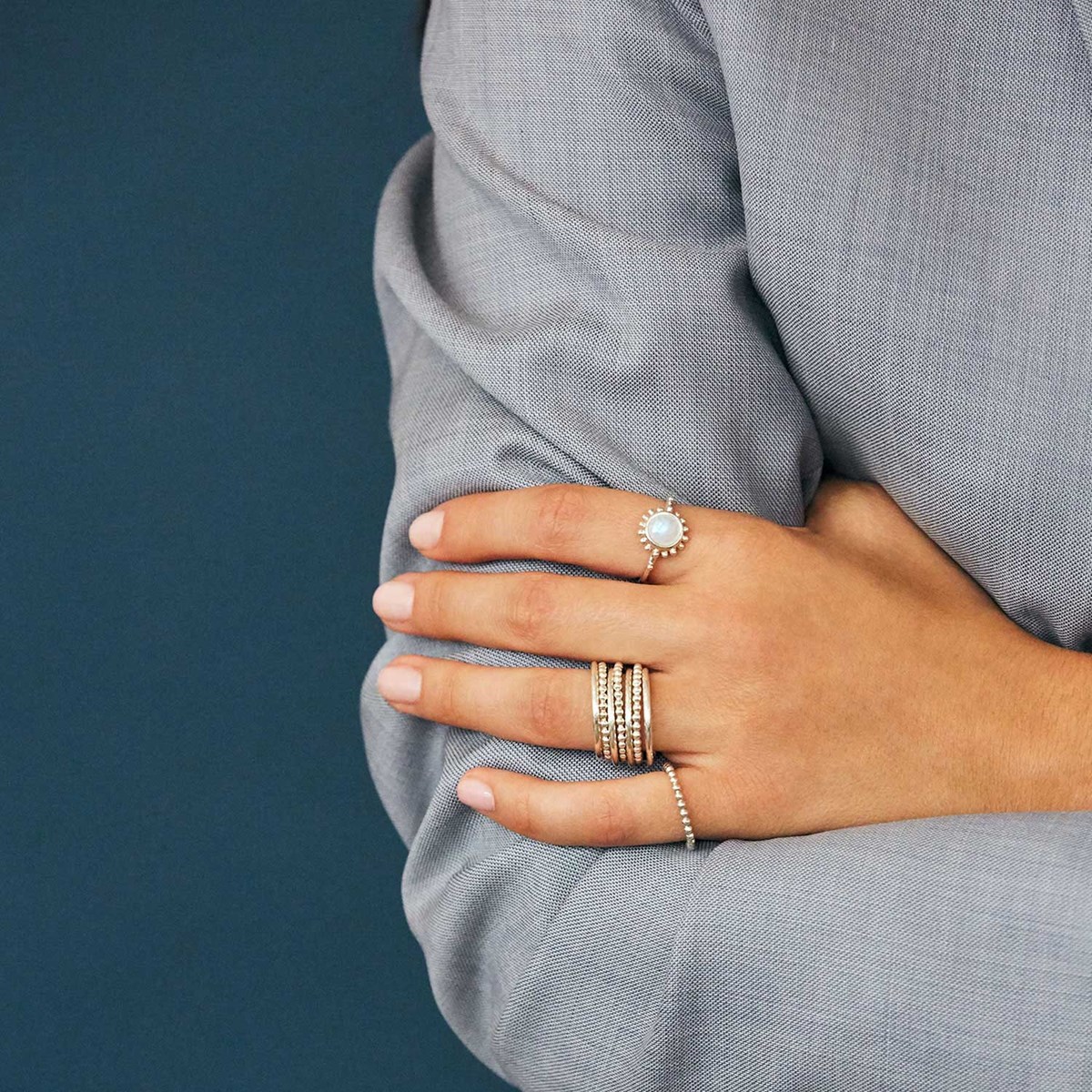 Bague Soleil et Pierre de Lune, Surya