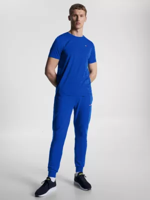 Camiseta esportiva slim fit reciclada