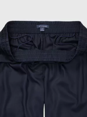 Shorts com bordado de monograma adaptável