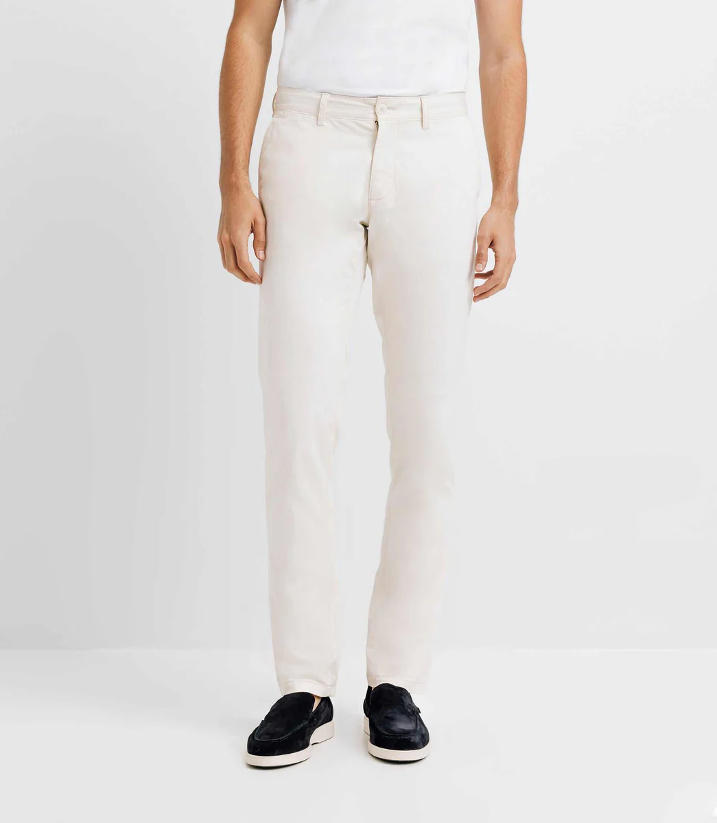 Pantalon chino satin écru