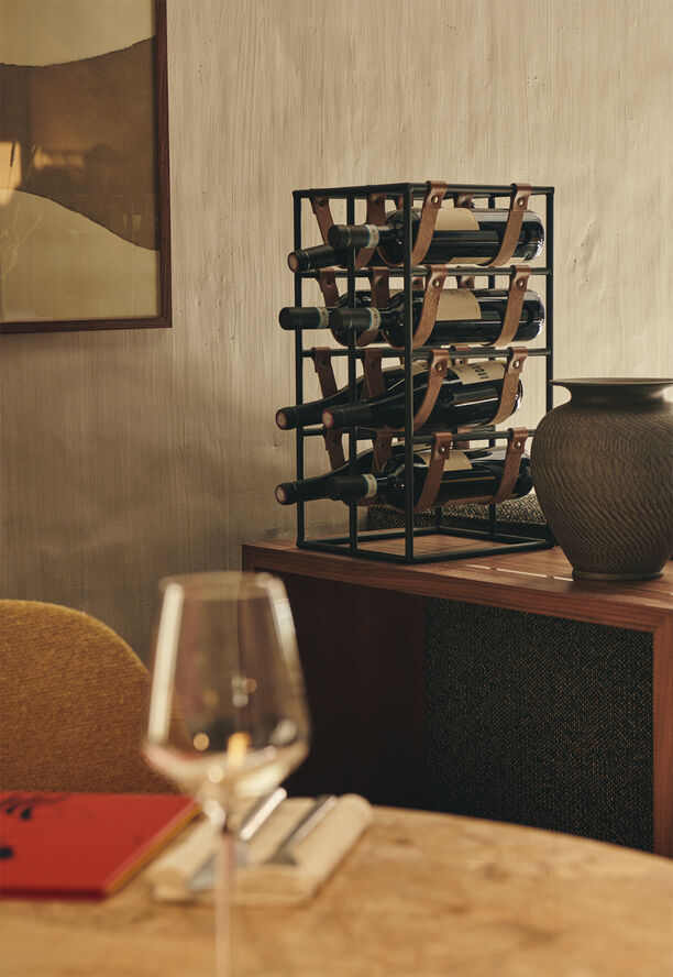 Audo Copenhagen Umanoff, Wine Rack Sort & brun