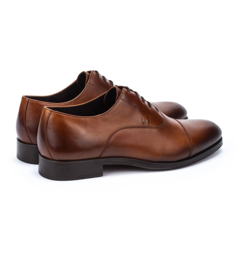 Sapatos Martinelli Empire em couro marrom