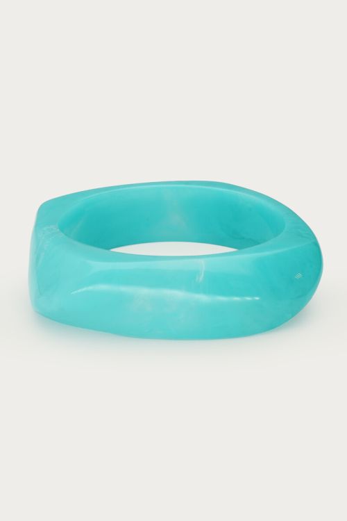 Blauwe resin bangle
