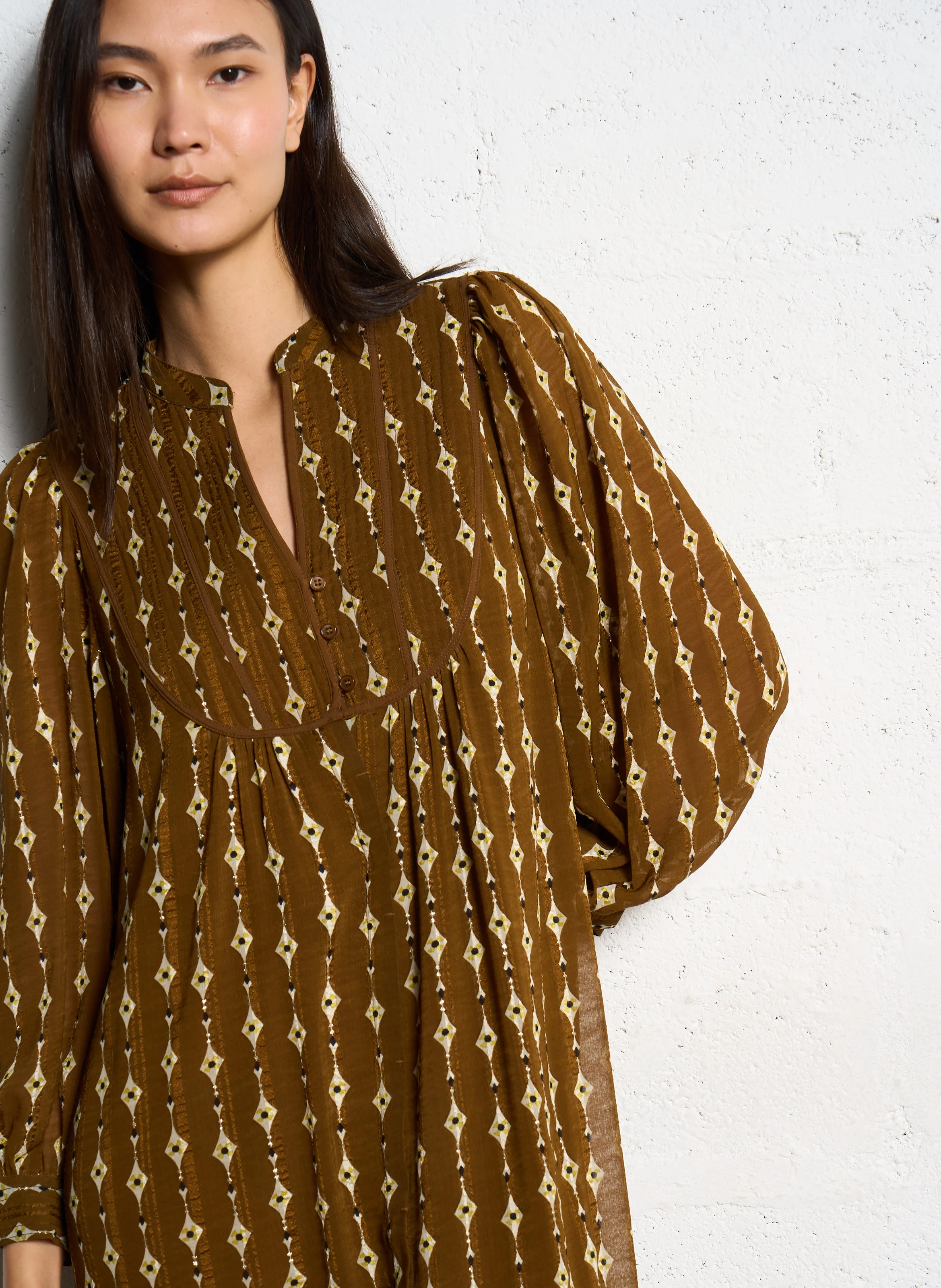 Robe longue col V imprimée | Marron