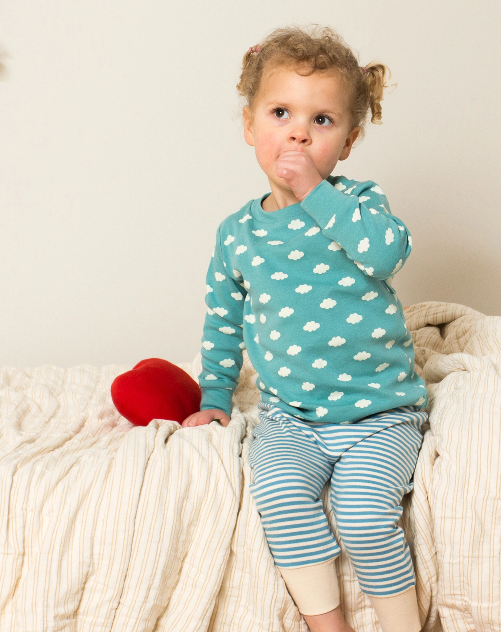 Langarmshirt FLUFFY CLOUD mit Hose in blau